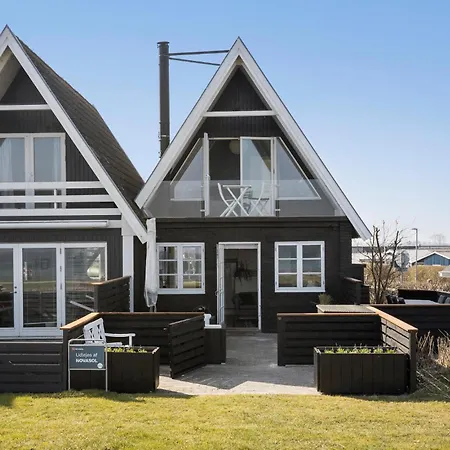 Beautiful In With House Sea View